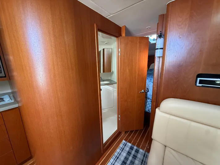 Sea Bully Yacht Photos Pics 