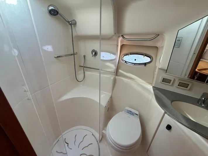 Sea Bully Yacht Photos Pics 