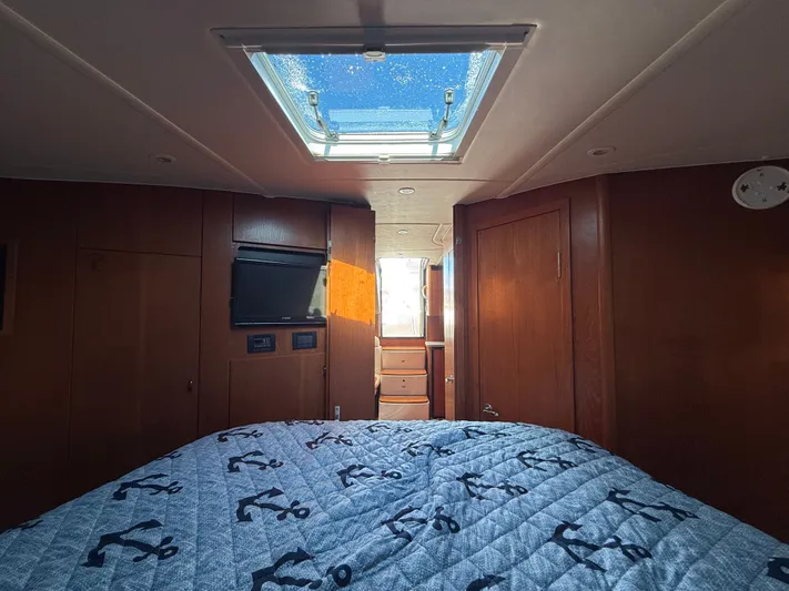 Sea Bully Yacht Photos Pics 