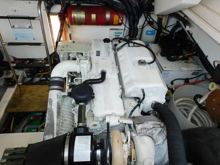 Sea Bully Yacht Photos Pics 