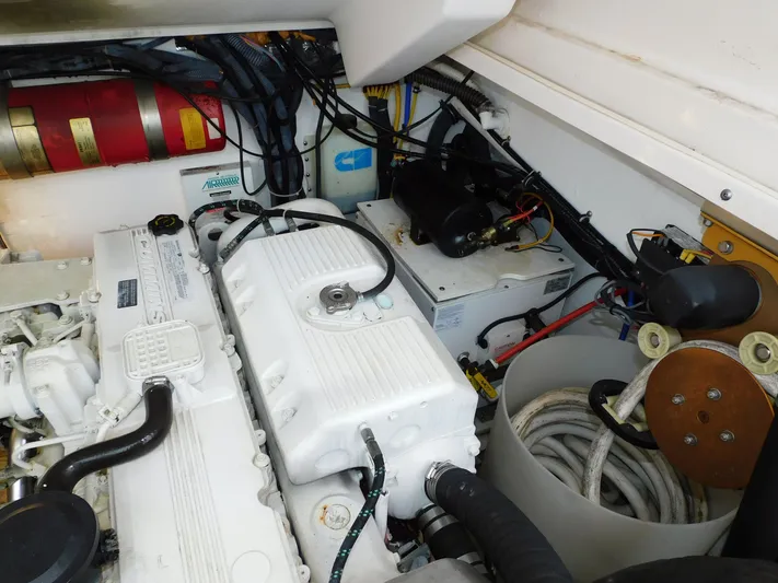 Sea Bully Yacht Photos Pics 