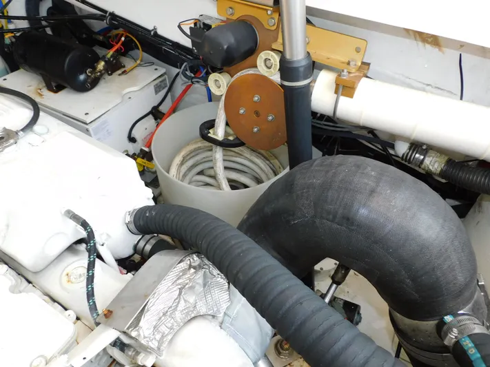 Sea Bully Yacht Photos Pics 