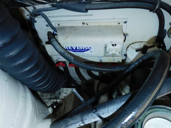 Sea Bully Yacht Photos Pics 