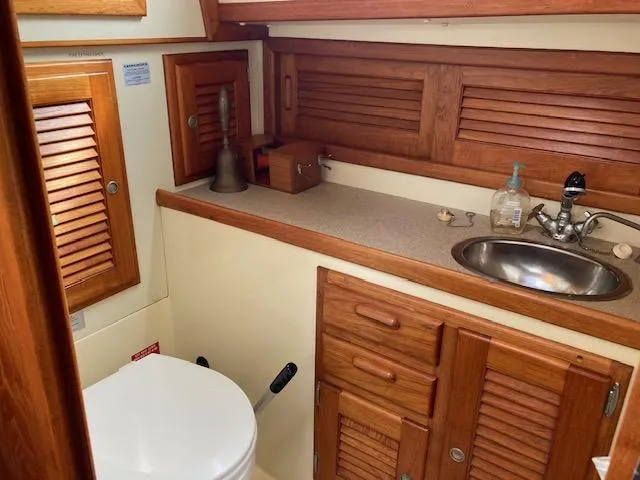 Inisfail Yacht Photos Pics 