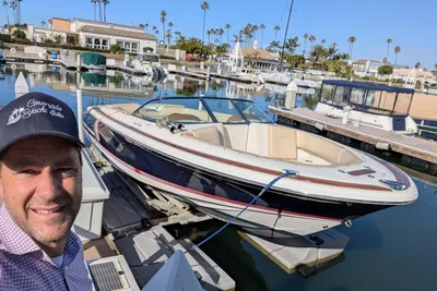 Chris-Craft Launch 25