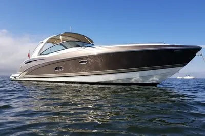 Formula 350 Crossover Bowrider
