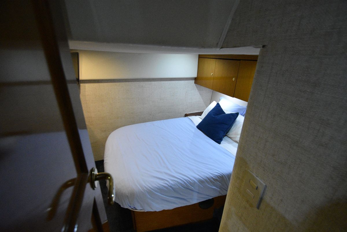 2001 Ocean Yachts 52 