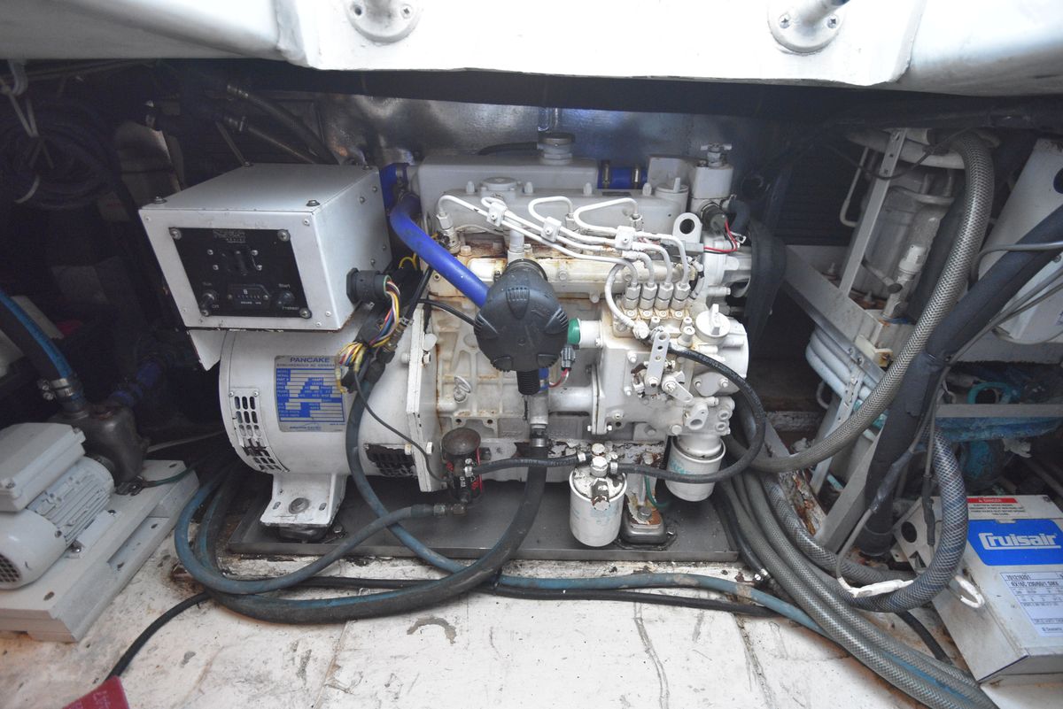 2001 Ocean Yachts 52 