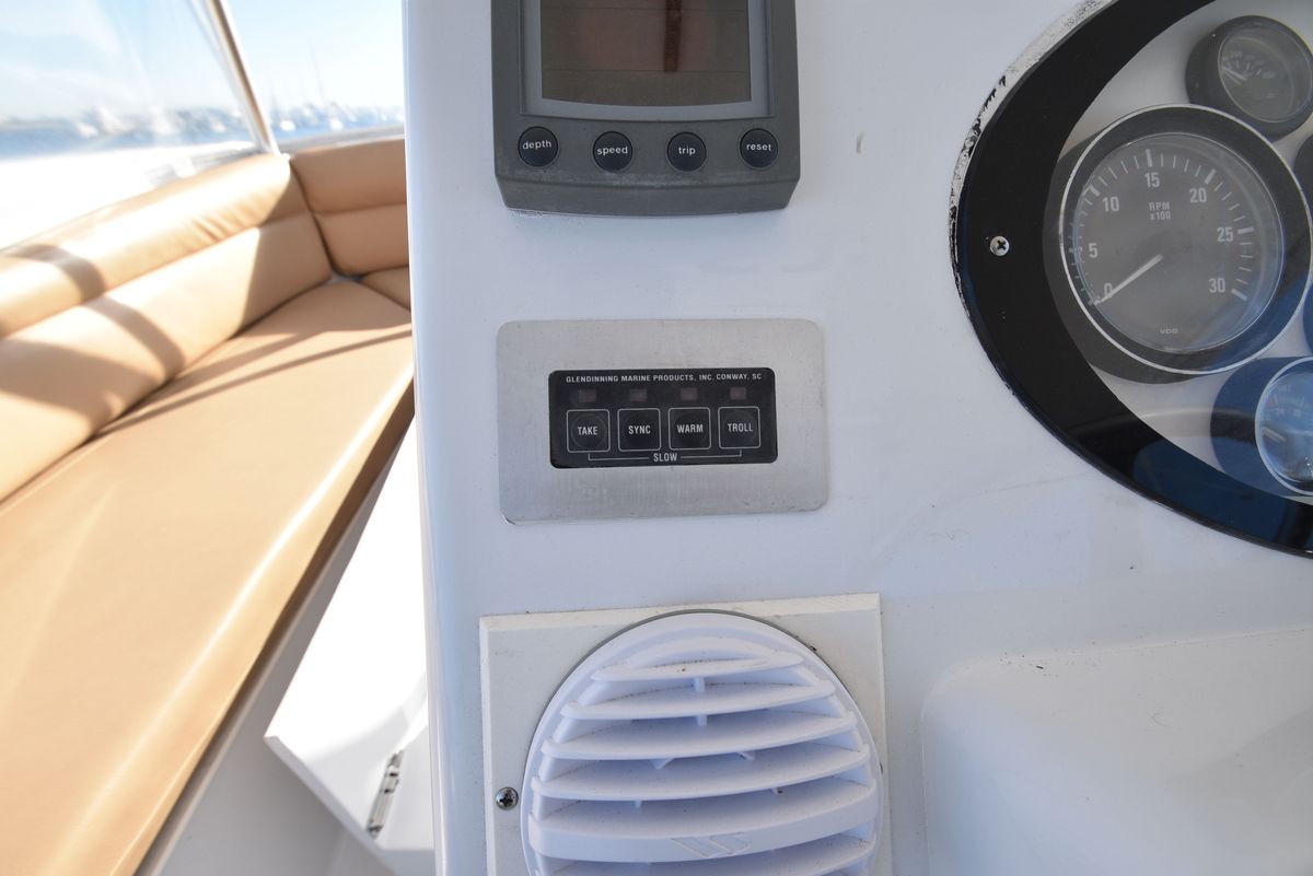 2001 Ocean Yachts 52 