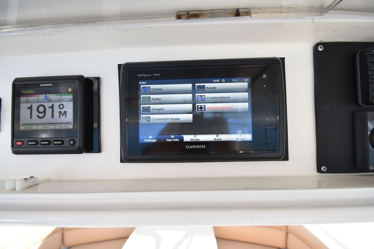 2001 Ocean Yachts 52 