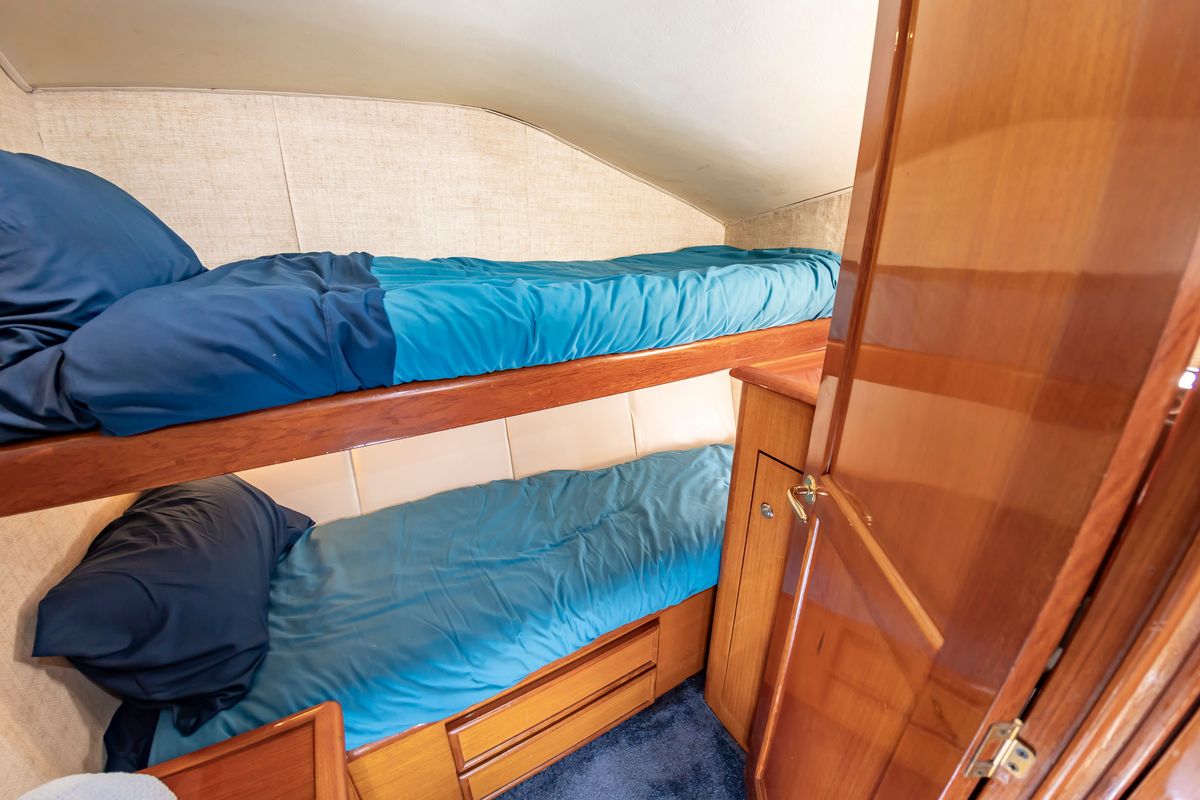 2001 Ocean Yachts 52 