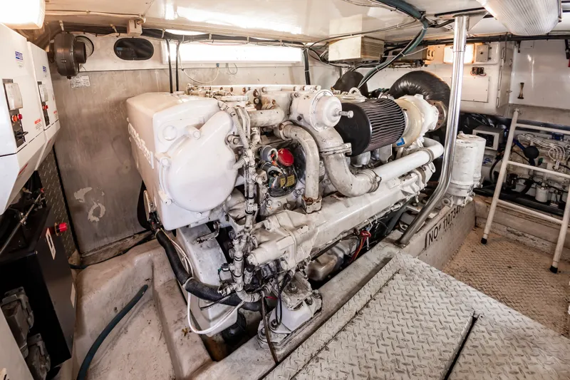 Liberty Risk Yacht Photos Pics 