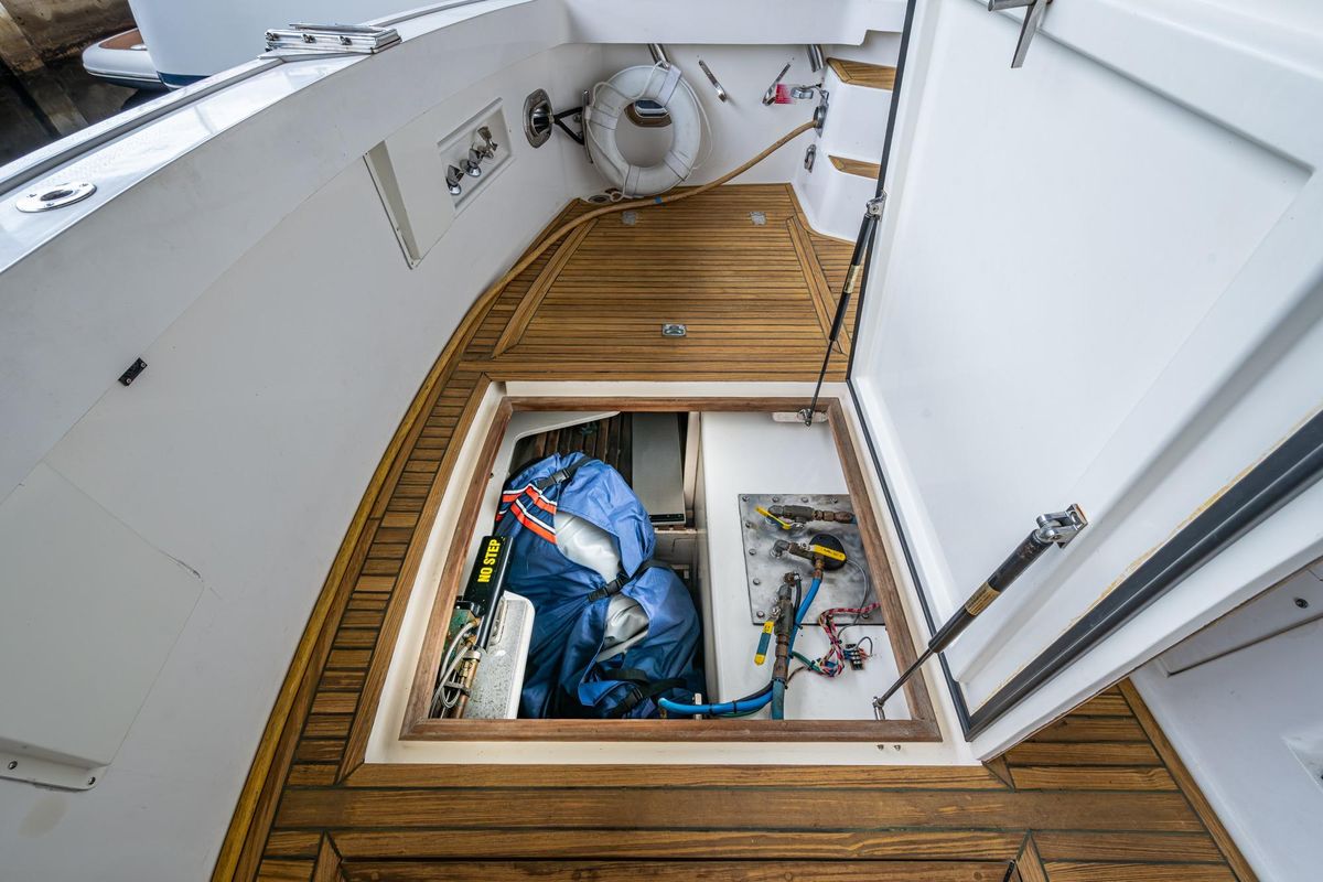 2003 Grand Banks 49 