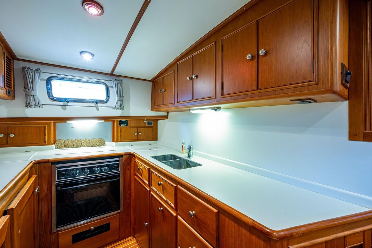 2003 Grand Banks 49 