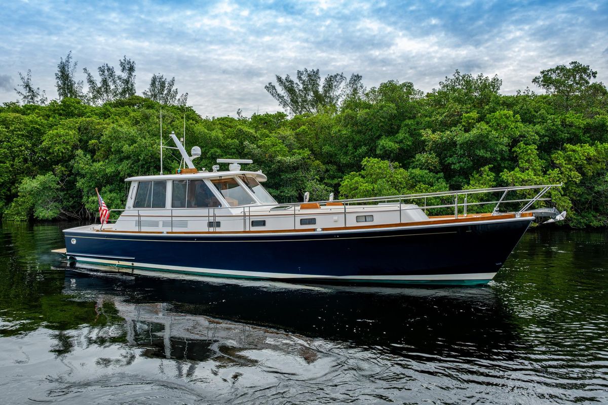 2003 Grand Banks 49 