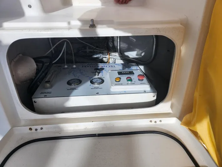 Nauti Yacht Photos Pics 