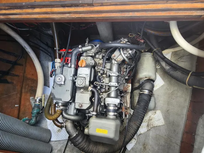 Nauti Yacht Photos Pics 