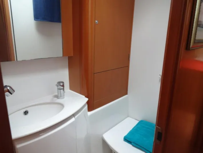 Nauti Yacht Photos Pics 