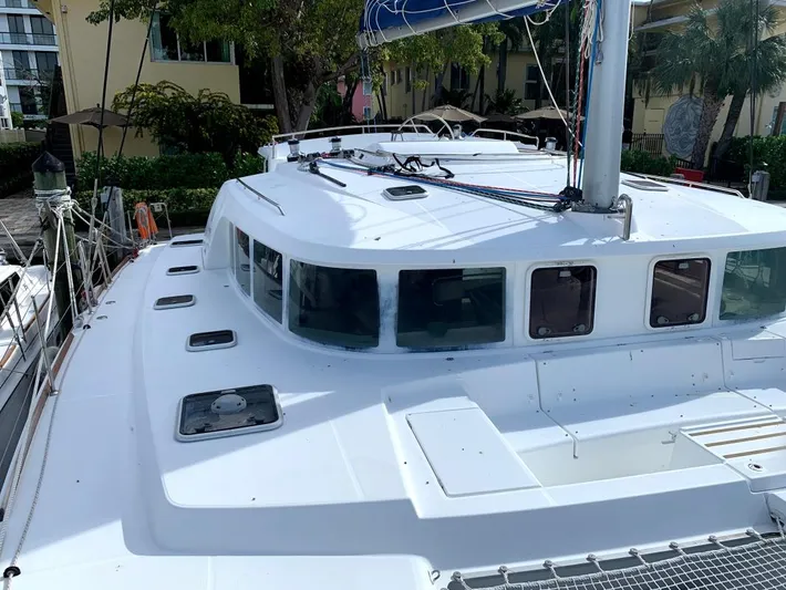 Nauti Yacht Photos Pics 