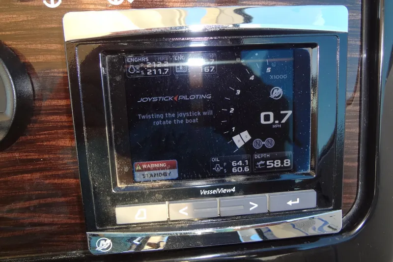 Rancho Del Lago Yacht Photos Pics 2017 Sea Ray Sundancer 350 dashboard display with joystick piloting controls.