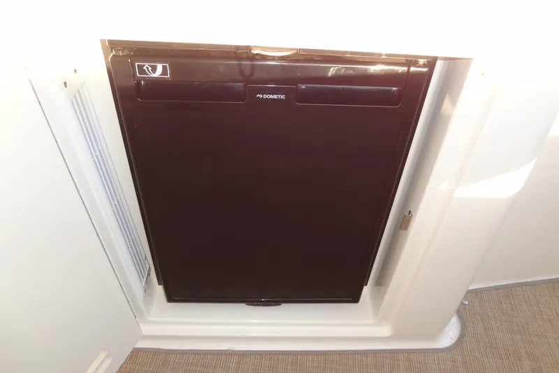 Rancho Del Lago Yacht Photos Pics Compact refrigerator in 2017 Sea Ray Sundancer 350 yacht interior.