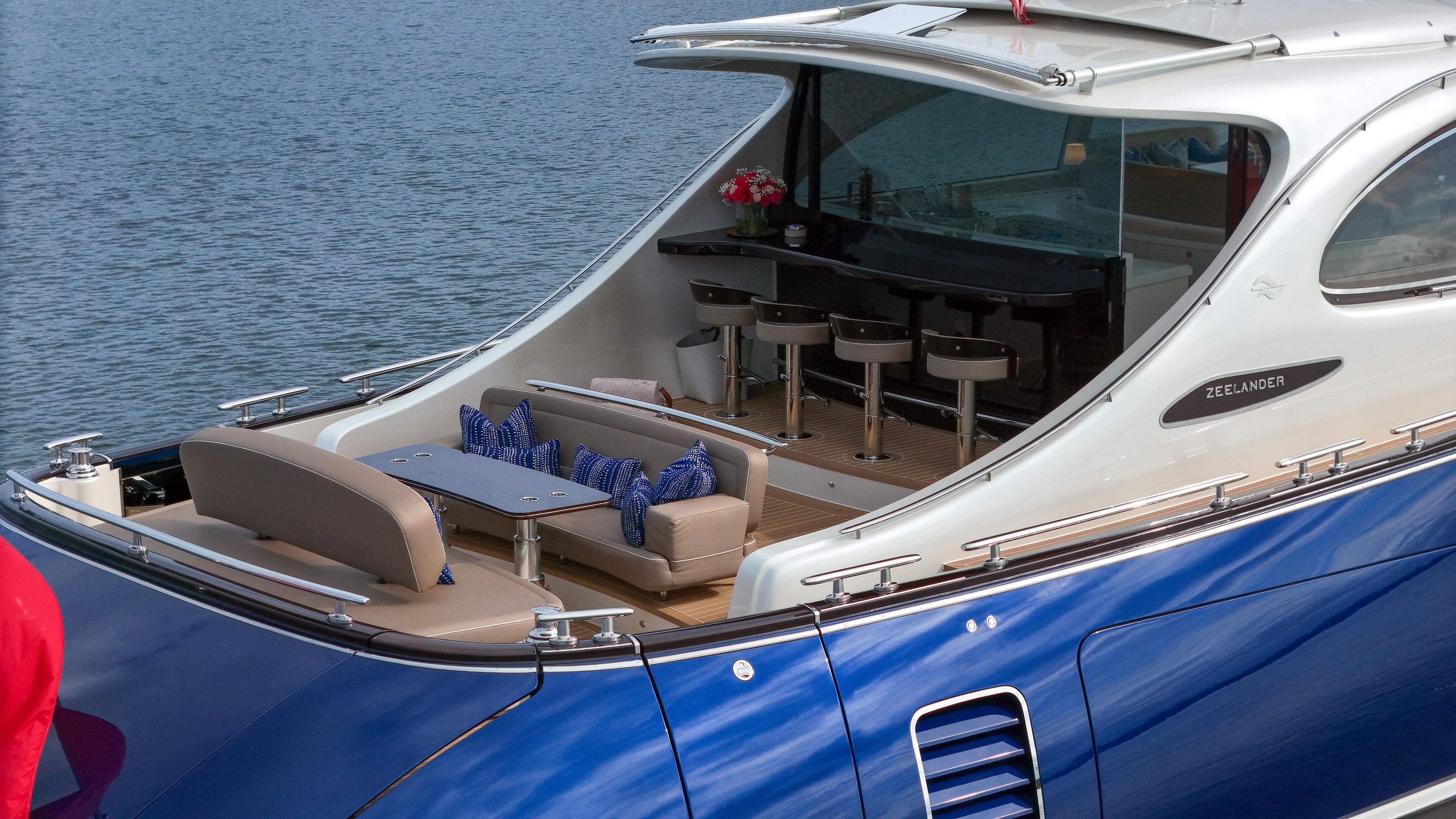 Yacht