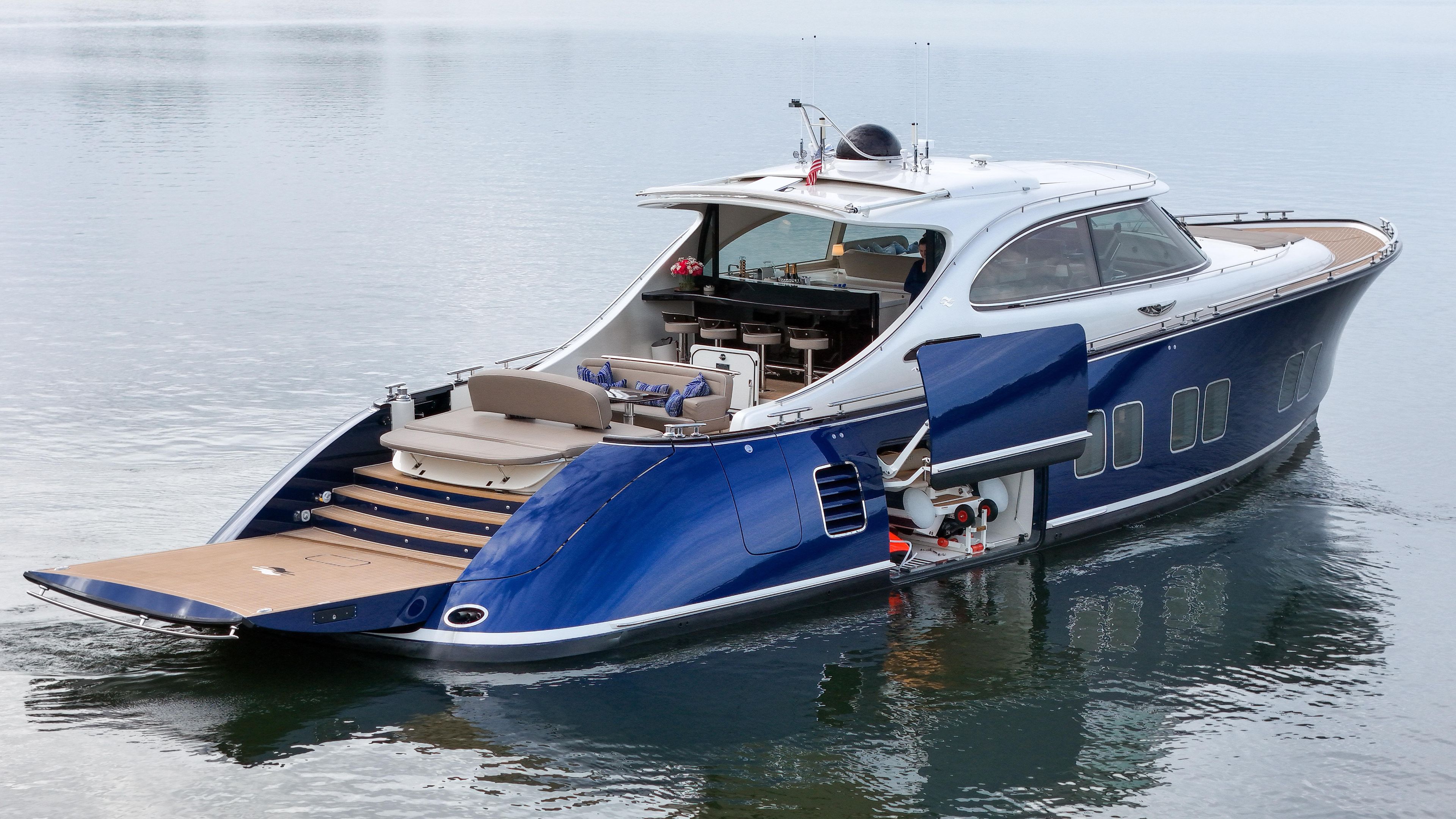 Yacht