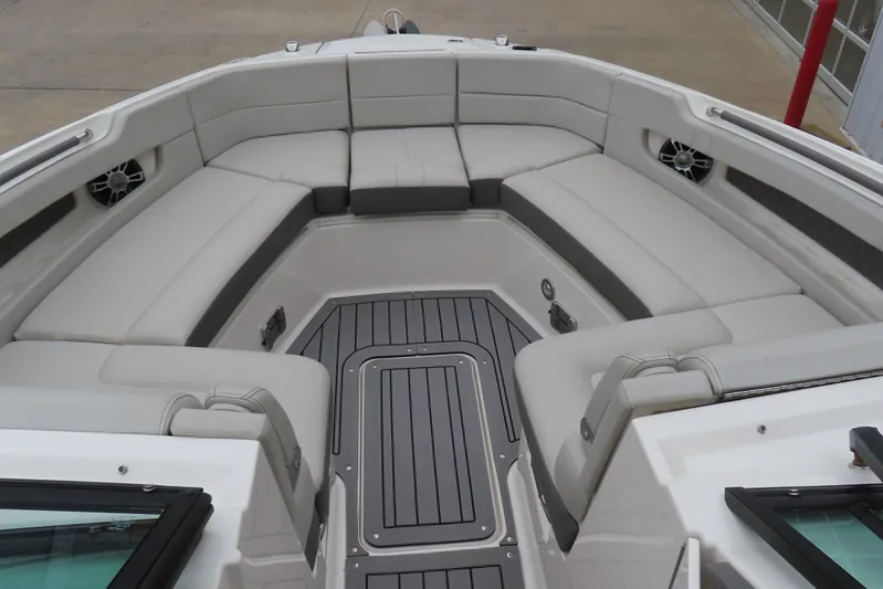  Yacht Photos Pics Luxurious seating area on a 2021 Sea Ray 310 SLX boat, featuring sleek design and comfort.