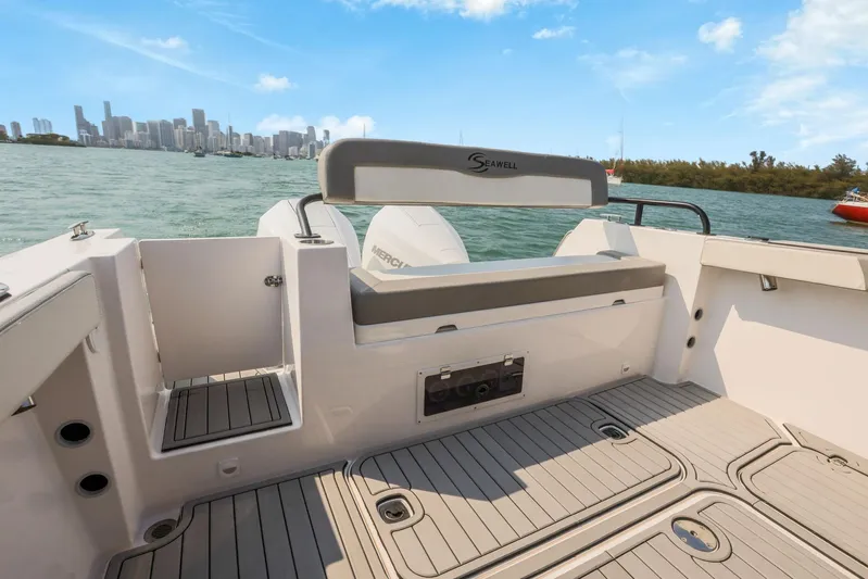  Yacht Photos Pics Manufacturer Provided Image