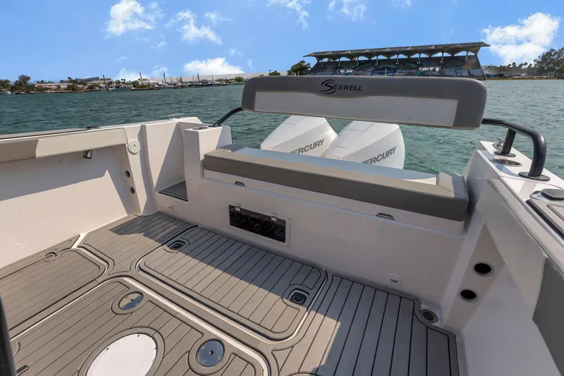  Yacht Photos Pics Manufacturer Provided Image