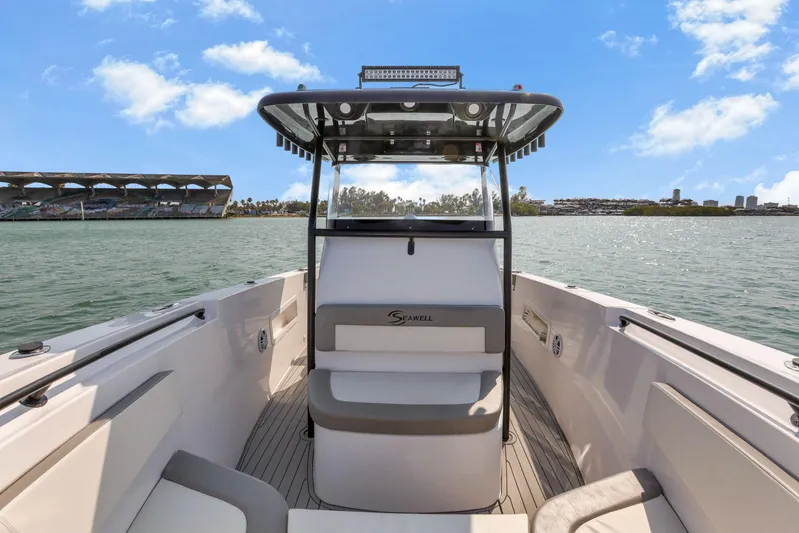  Yacht Photos Pics Manufacturer Provided Image