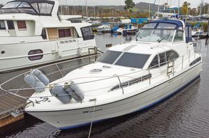 1998 Broom Ocean 38