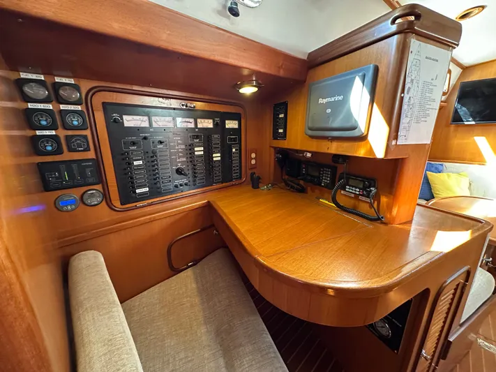 Eos Yacht Photos Pics 