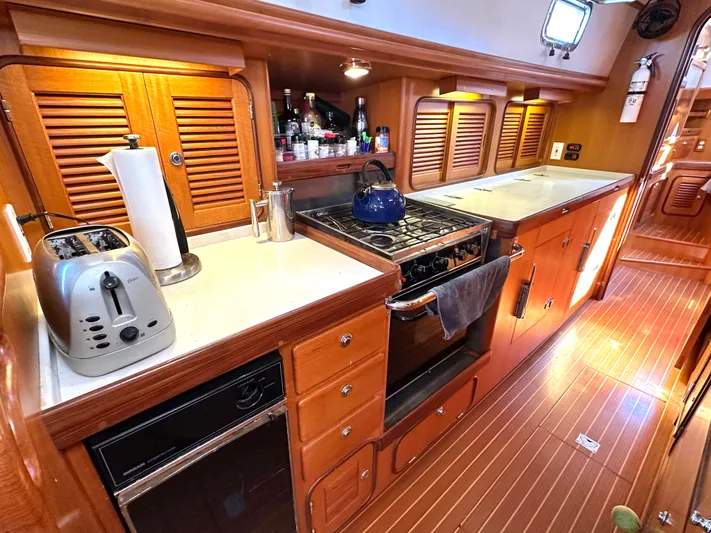 Eos Yacht Photos Pics 