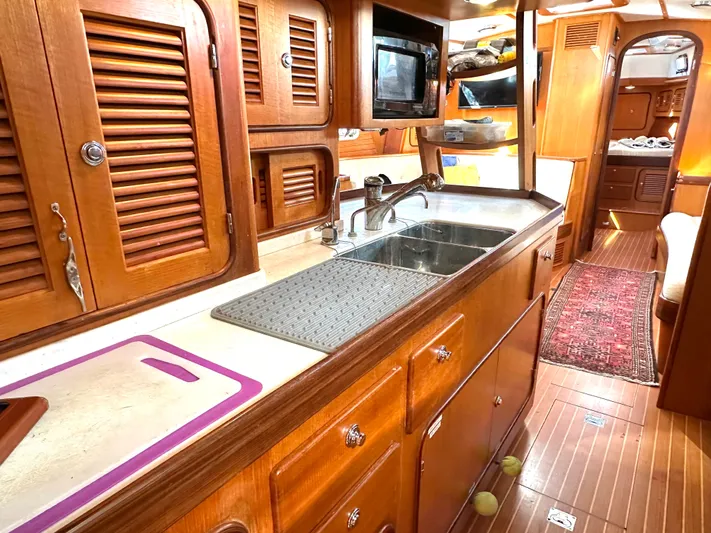 Eos Yacht Photos Pics 