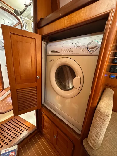 Eos Yacht Photos Pics 