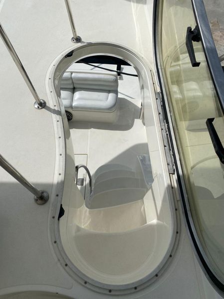 2000 Azimut 42 Flybridge