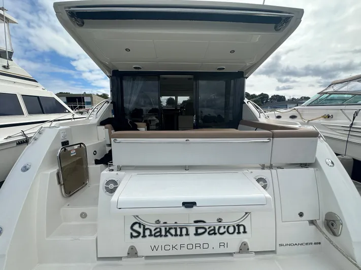 Shakin Bacon Yacht Photos Pics 