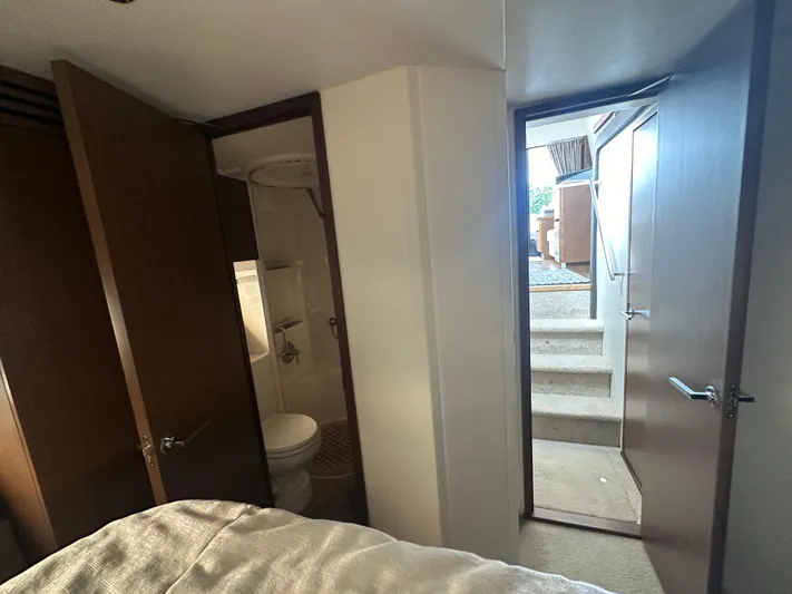 Shakin Bacon Yacht Photos Pics 