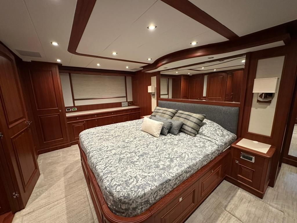 2020 Hampton 65 
