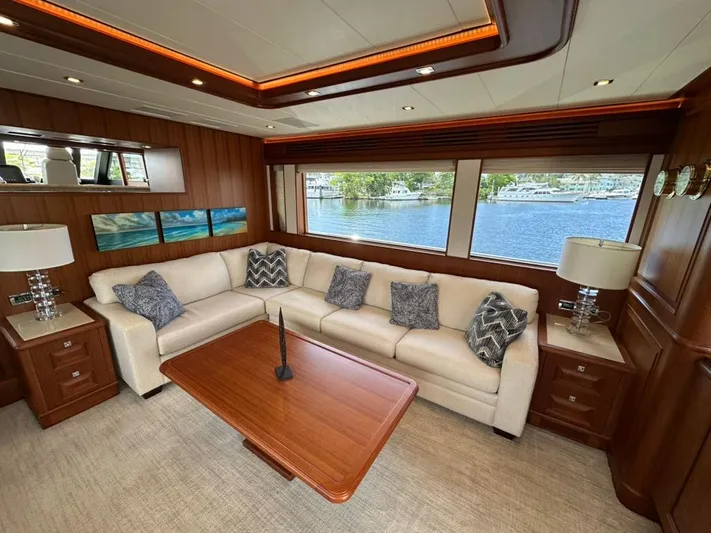 Unicorn Yacht Photos Pics 