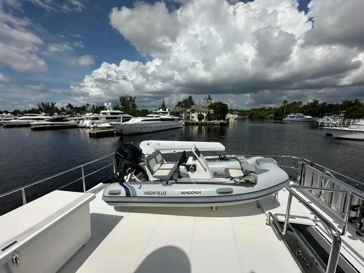 Unicorn Yacht Photos Pics 