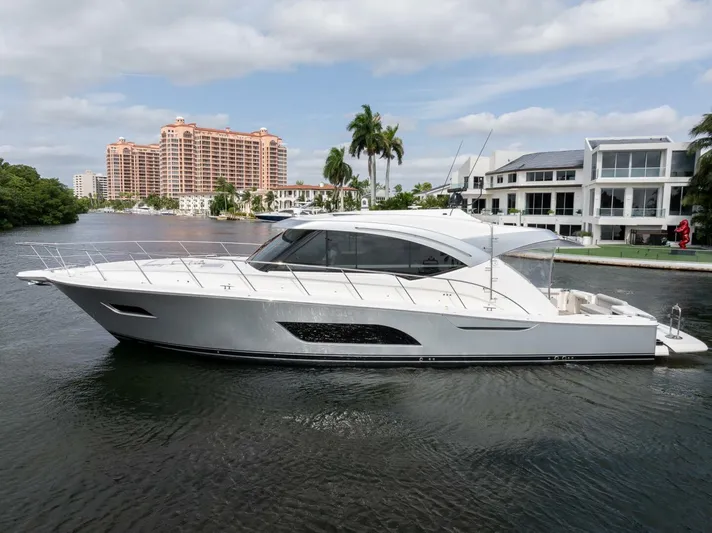 Zero Gravity Yacht Photos Pics 2020 Riviera 575 Suv - Image 6