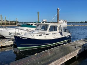 Eastern 248 Islander