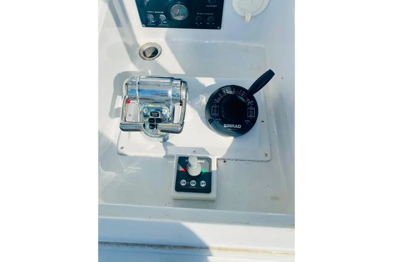  Yacht Photos Pics Control panel of 2001 Hatteras 60 Convertible yacht with Simrad equipment.
