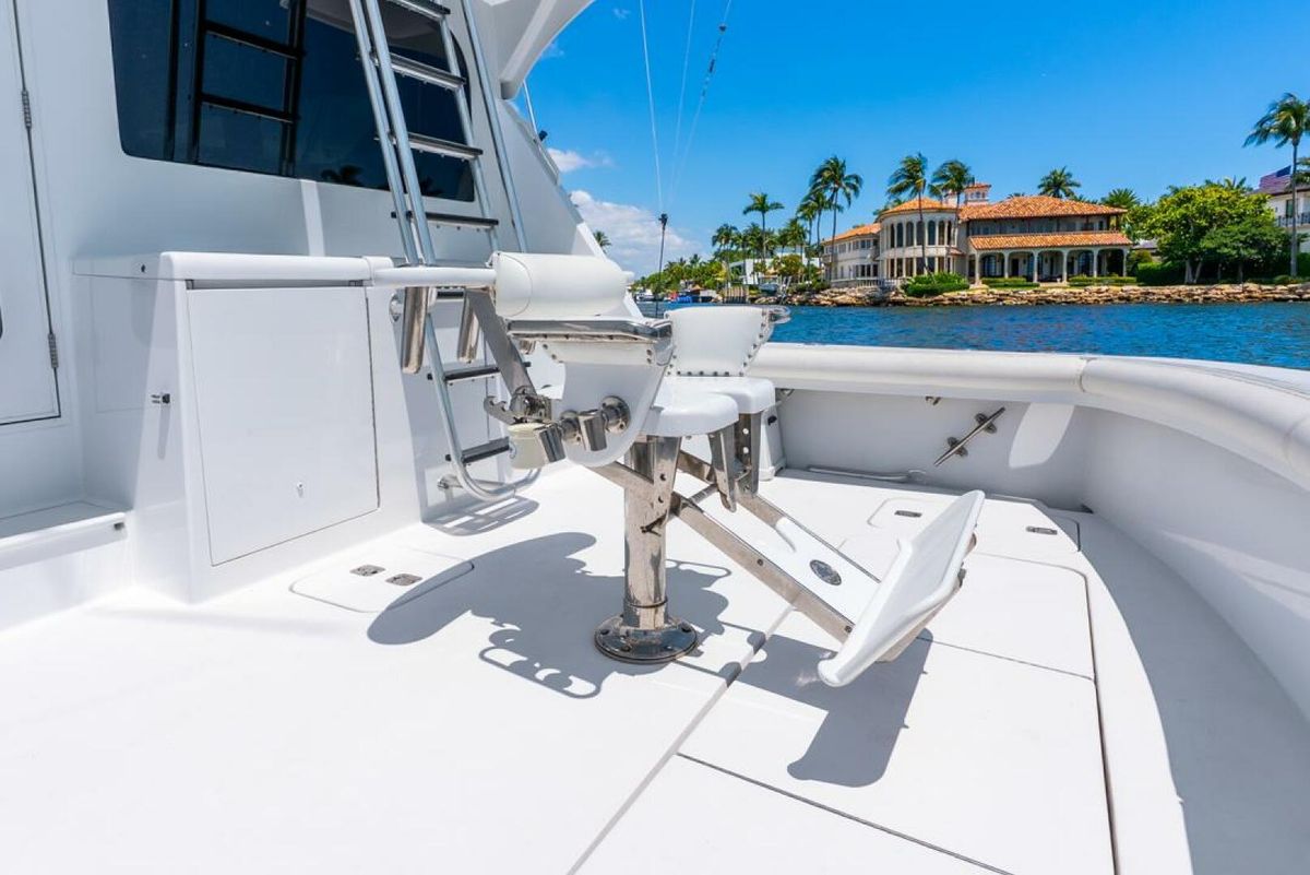 2005 Hatteras 50 