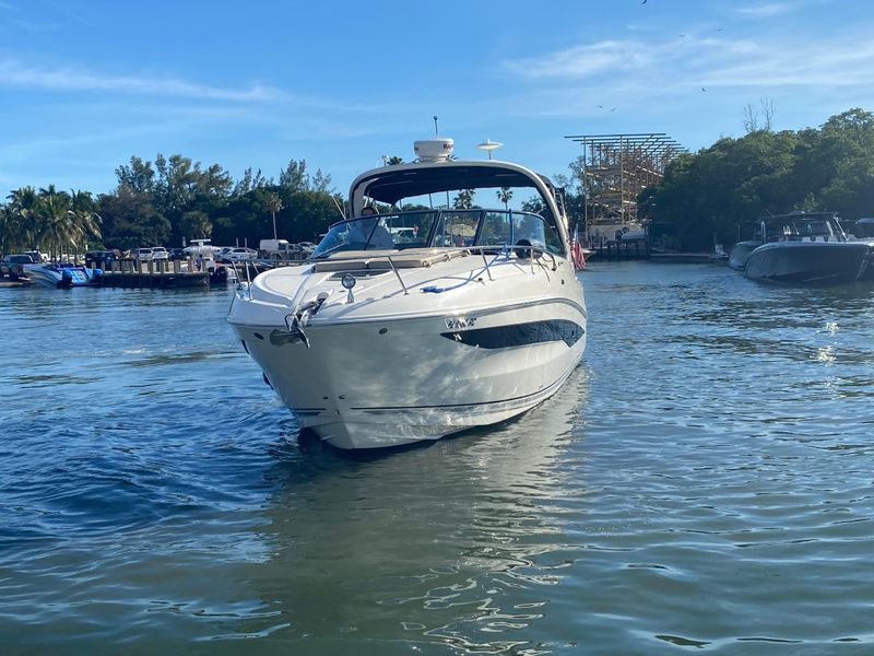 2014 Sea Ray 370 Venture