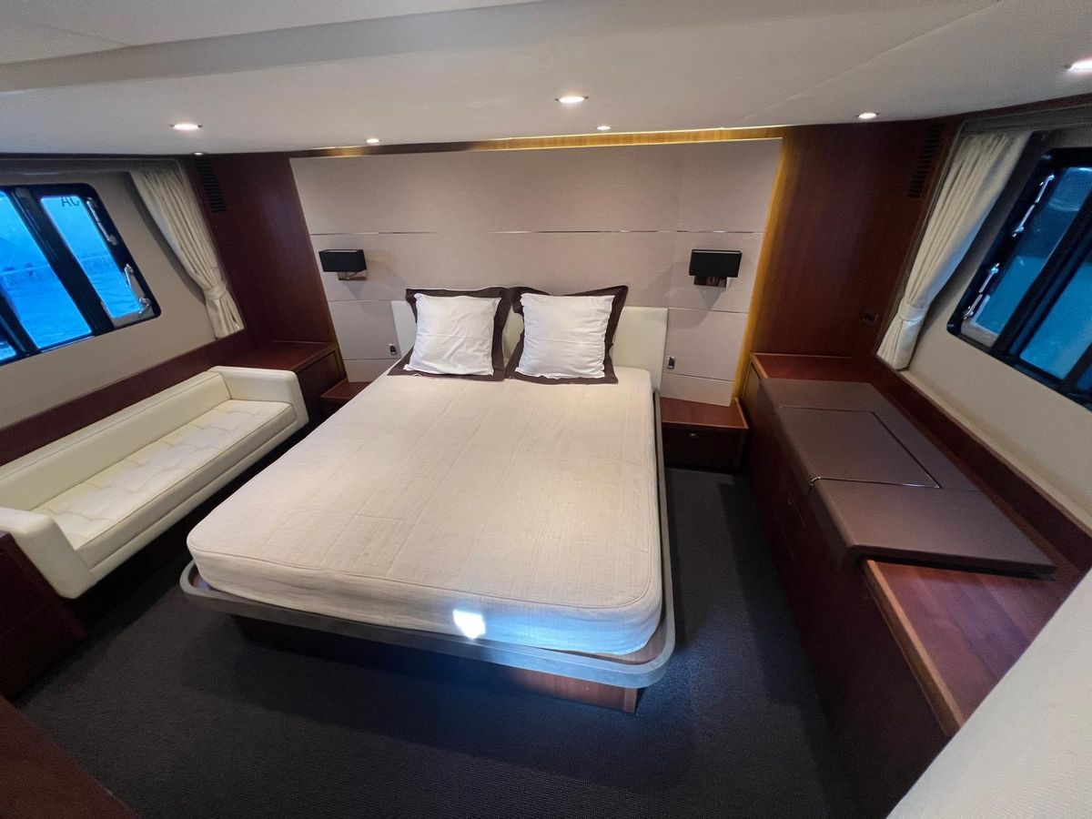 2011 Princess 63 