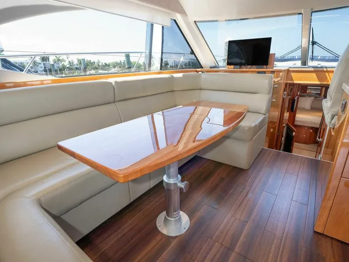  Yacht Photos Pics 2013 Riviera 5000 Sport Yacht - Image 19