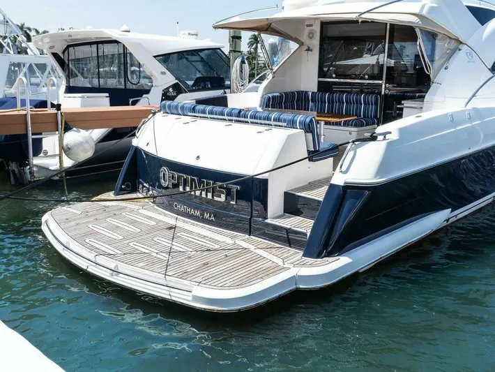  Yacht Photos Pics 2013 Riviera 5000 Sport Yacht - Image 3